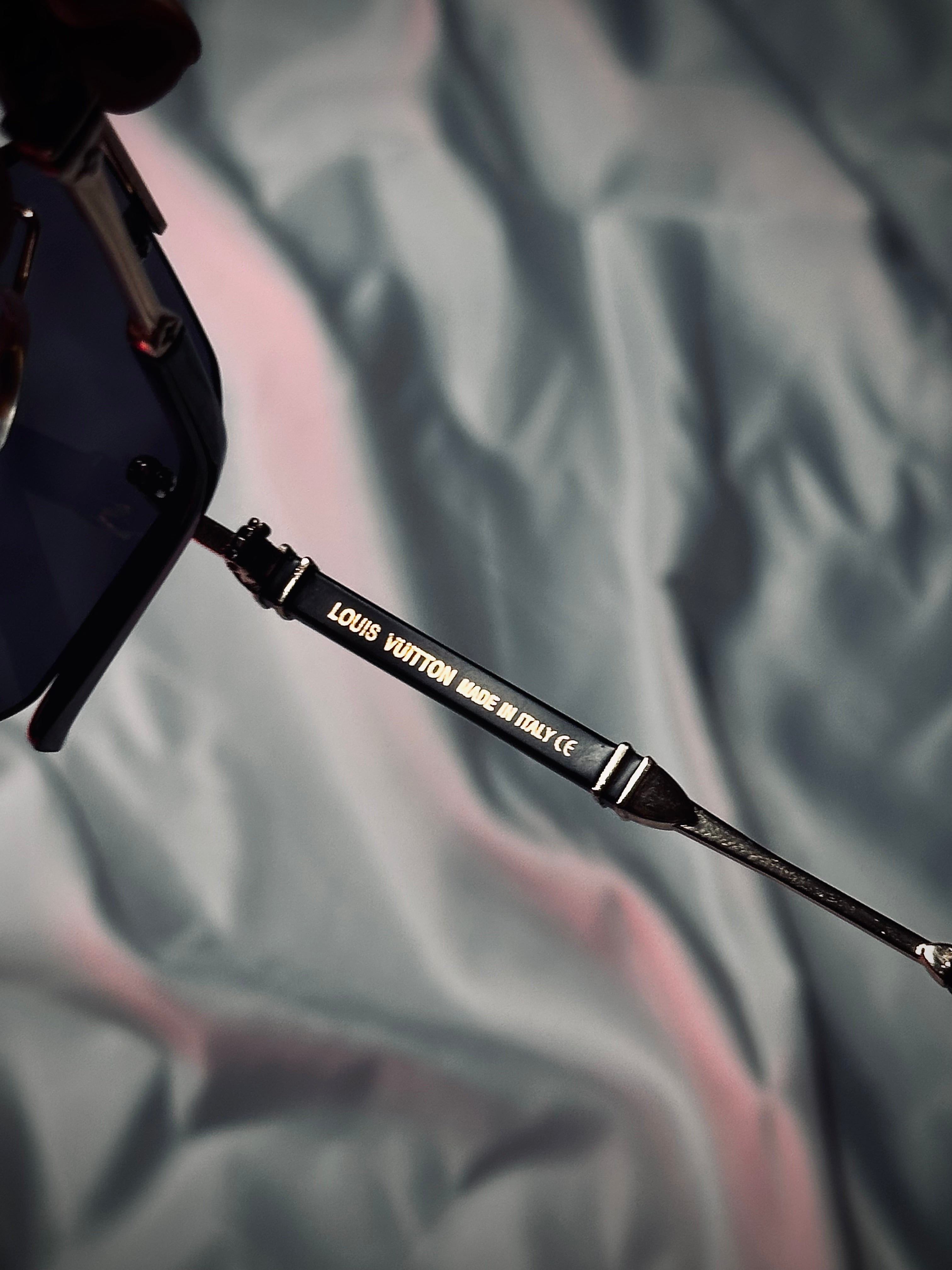 Louis Vuitton Shades