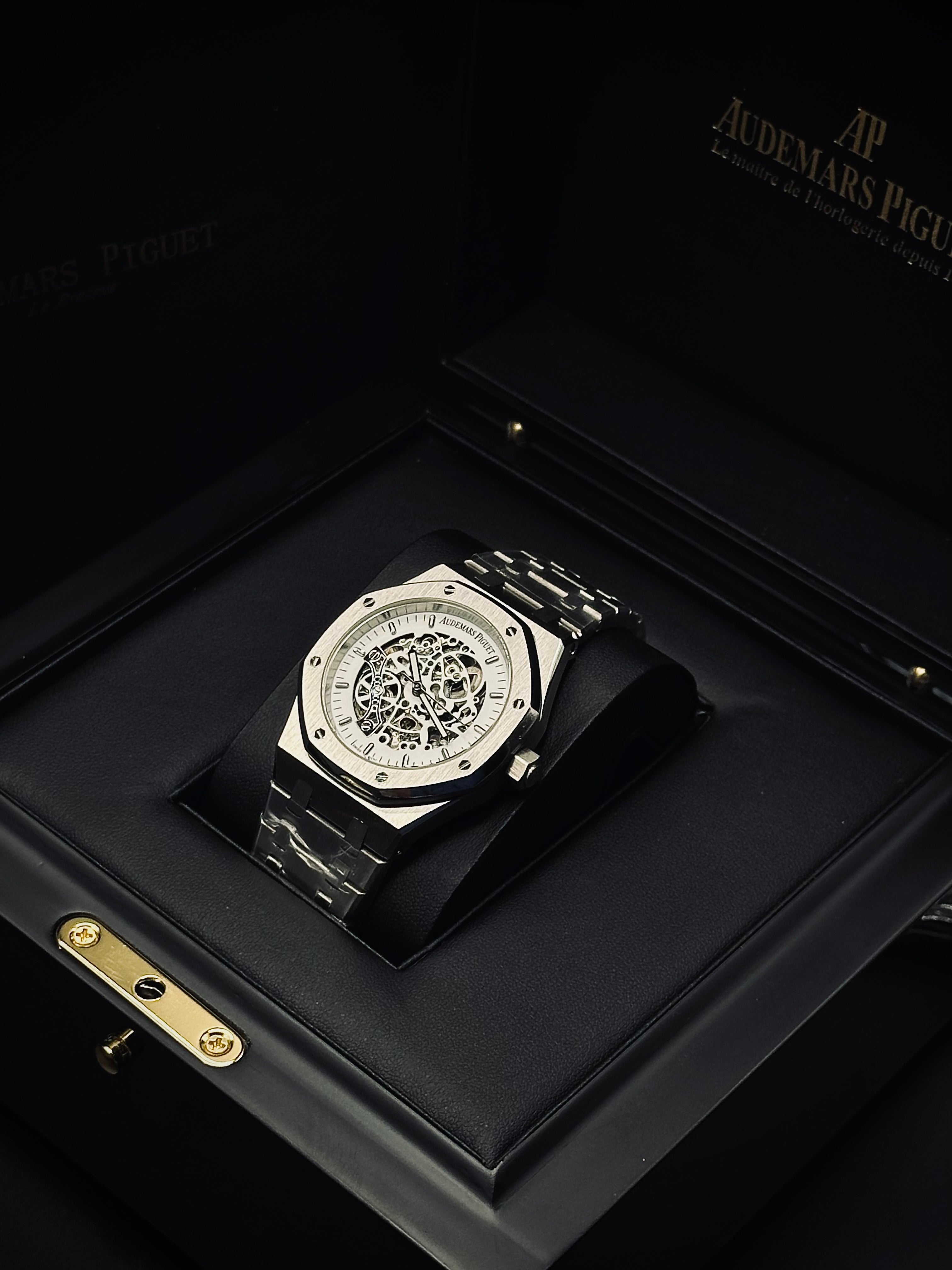 Audemars Piguet Skeleton Royal Oak (Master AAA. Copy)