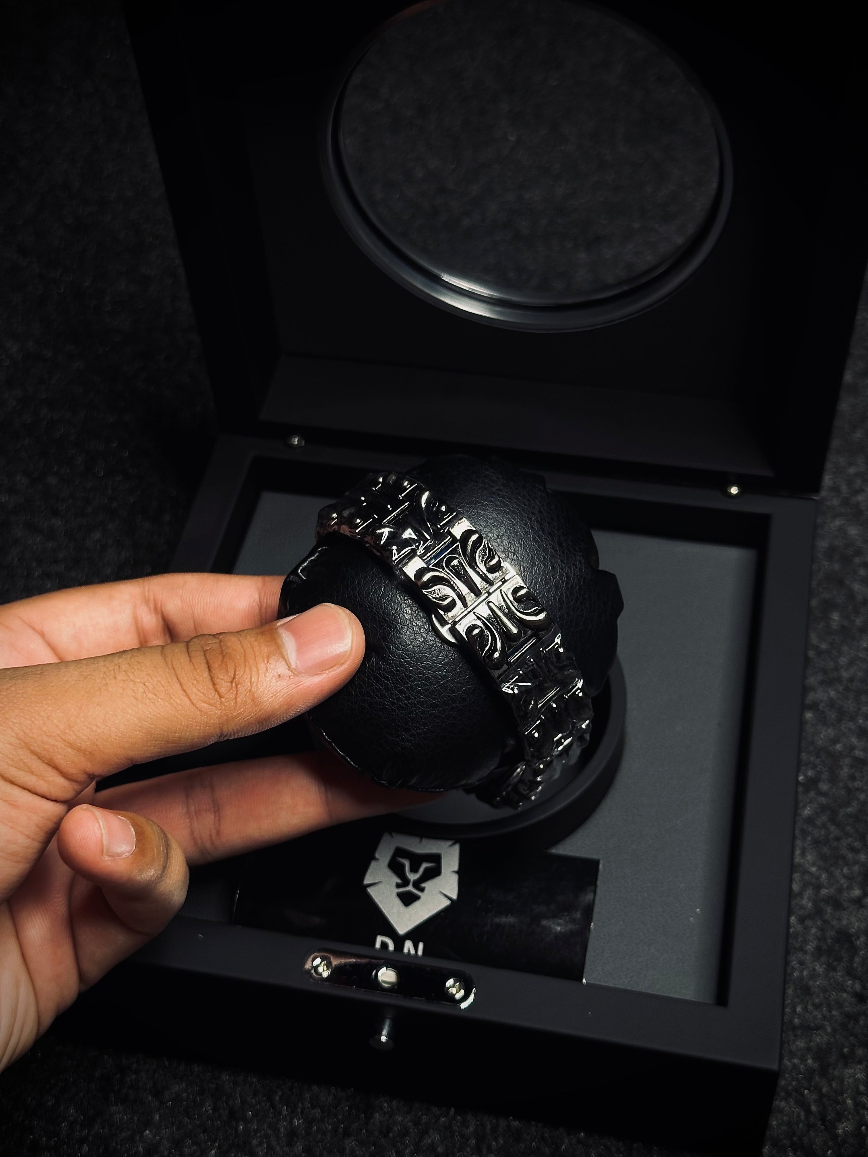 Venom Watch