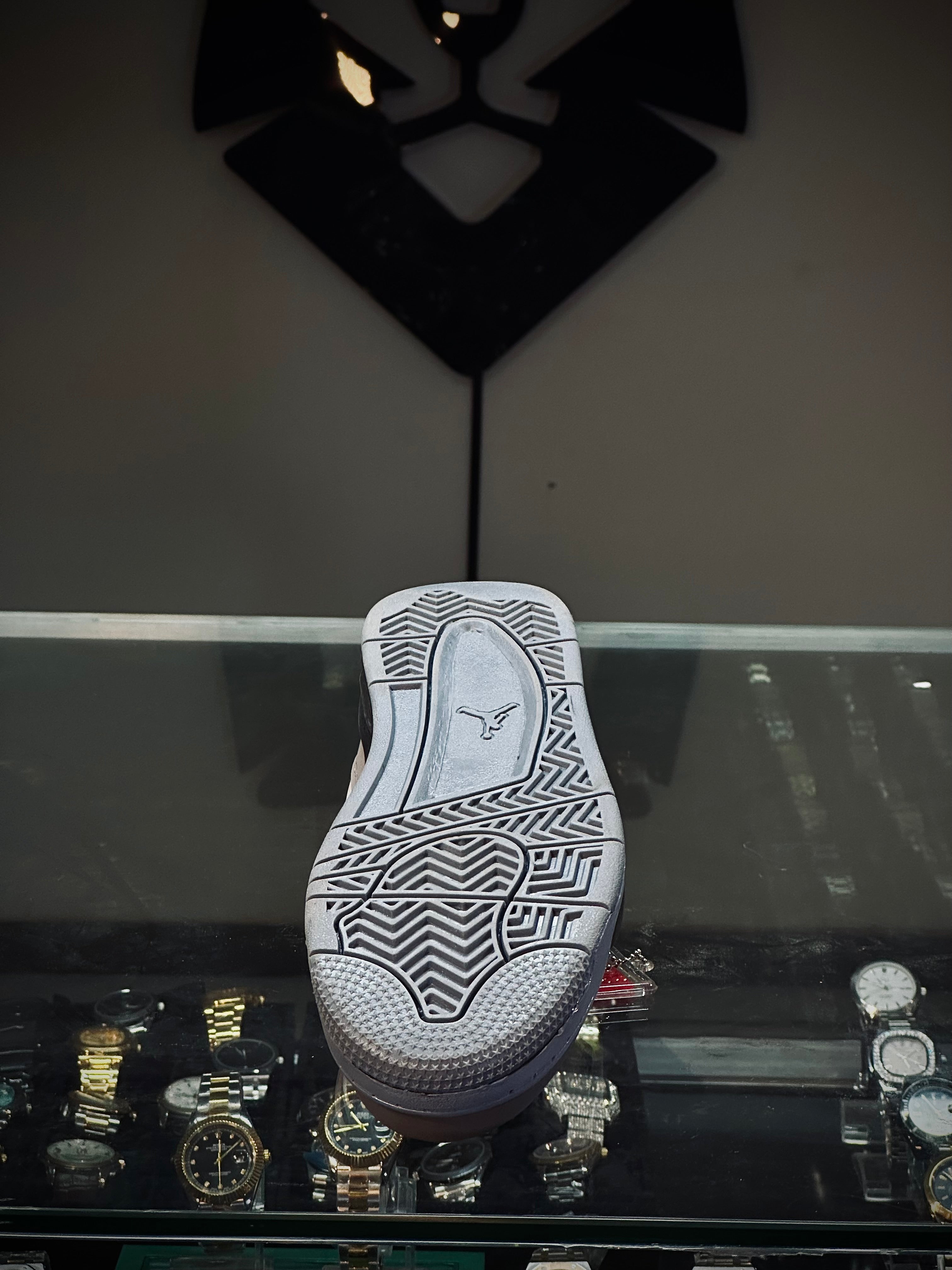 NIKE Airforce 4 (Monster White)