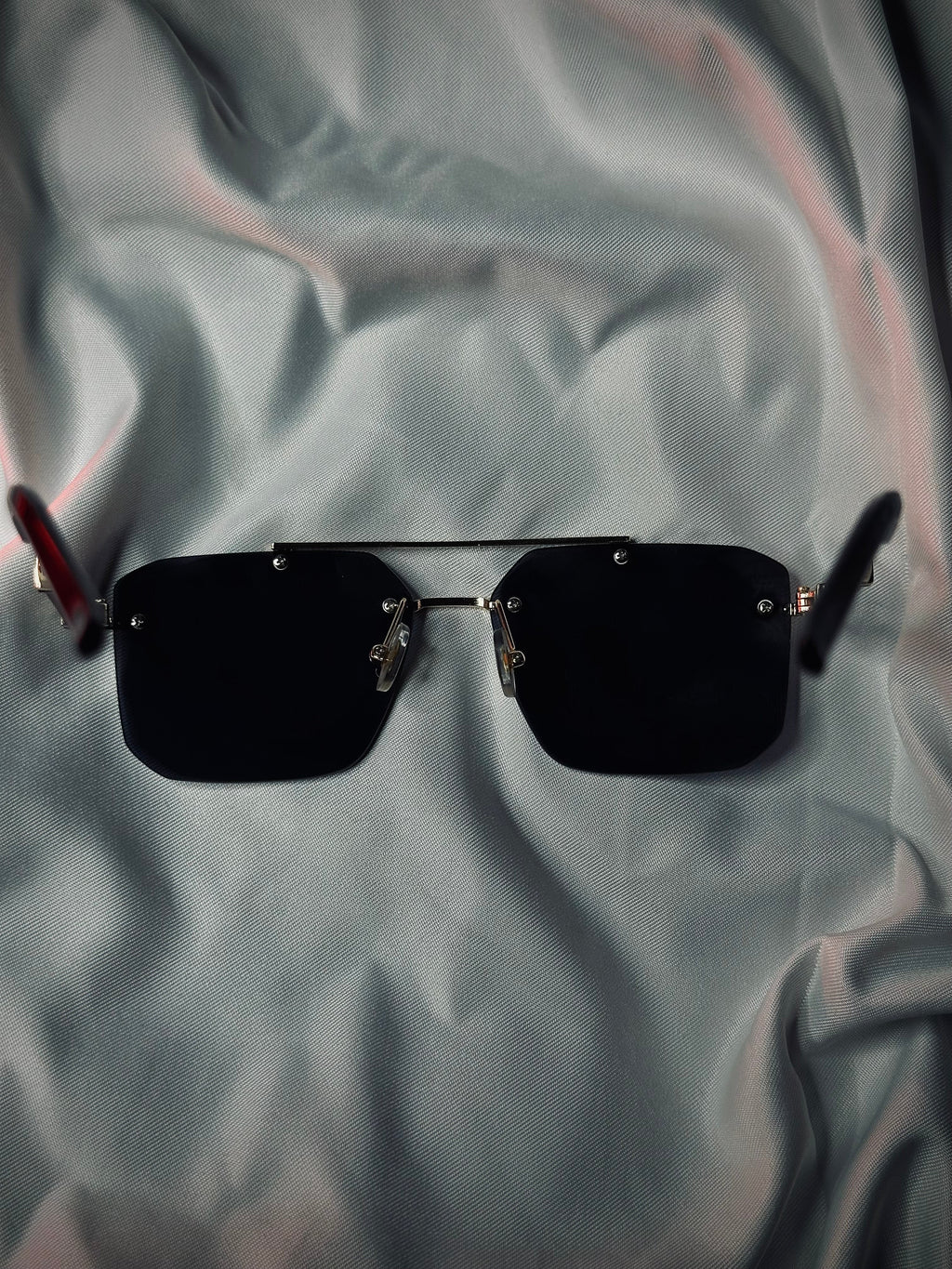 Louis Vuitton Shades